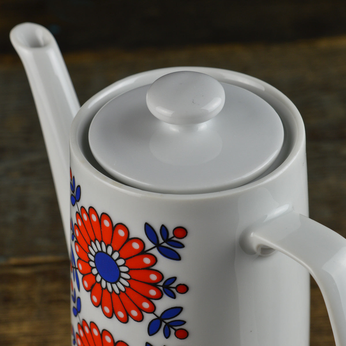 1960’s Porcelain Stadtlengsfeld ‘Folk’ Teapot